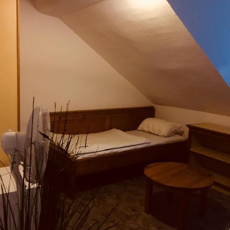 Y Hostel بالاتوليلّي المظهر الخارجي الصورة