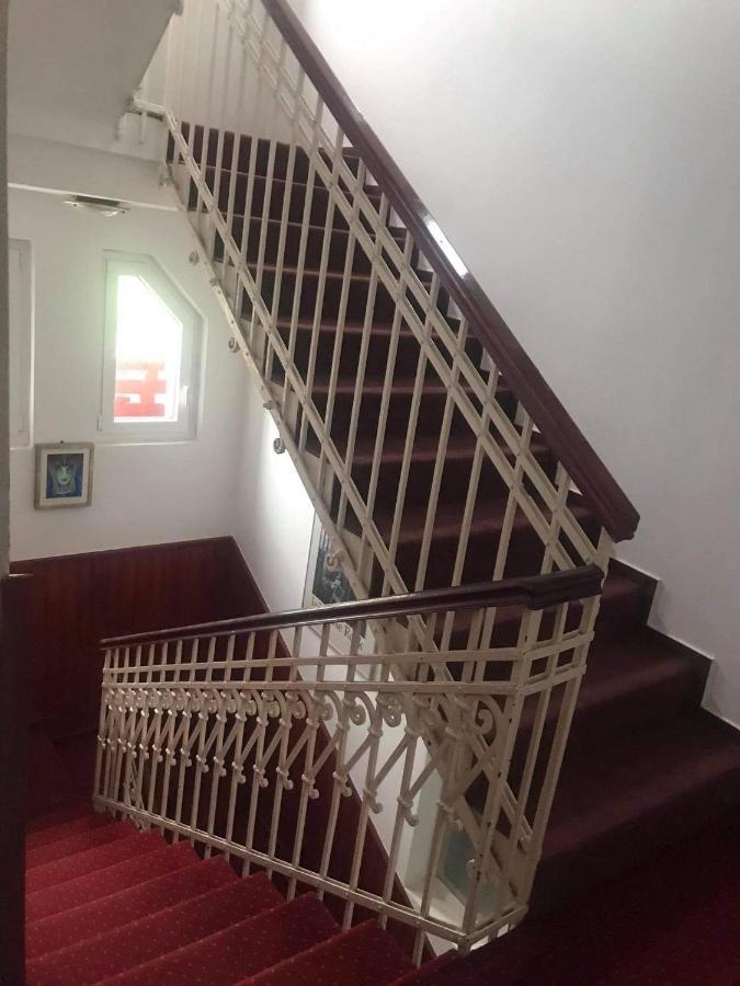 Y Hostel بالاتوليلّي المظهر الخارجي الصورة