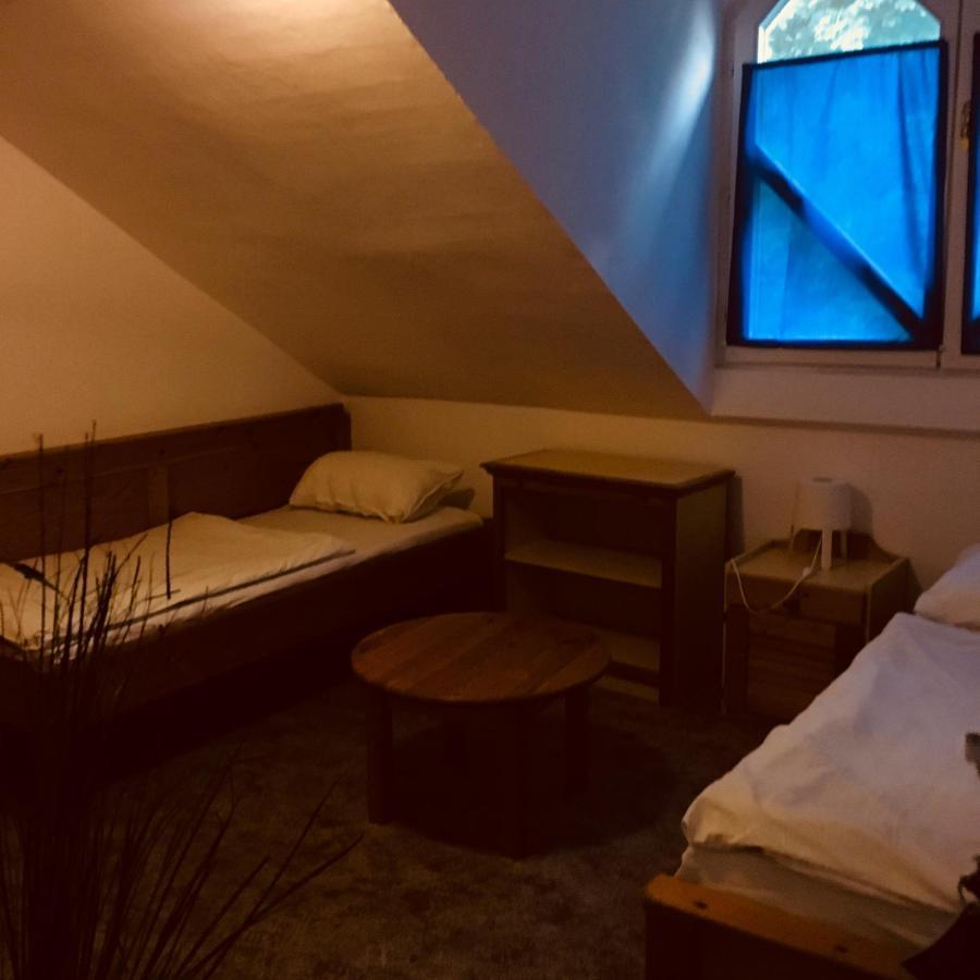 Y Hostel بالاتوليلّي المظهر الخارجي الصورة